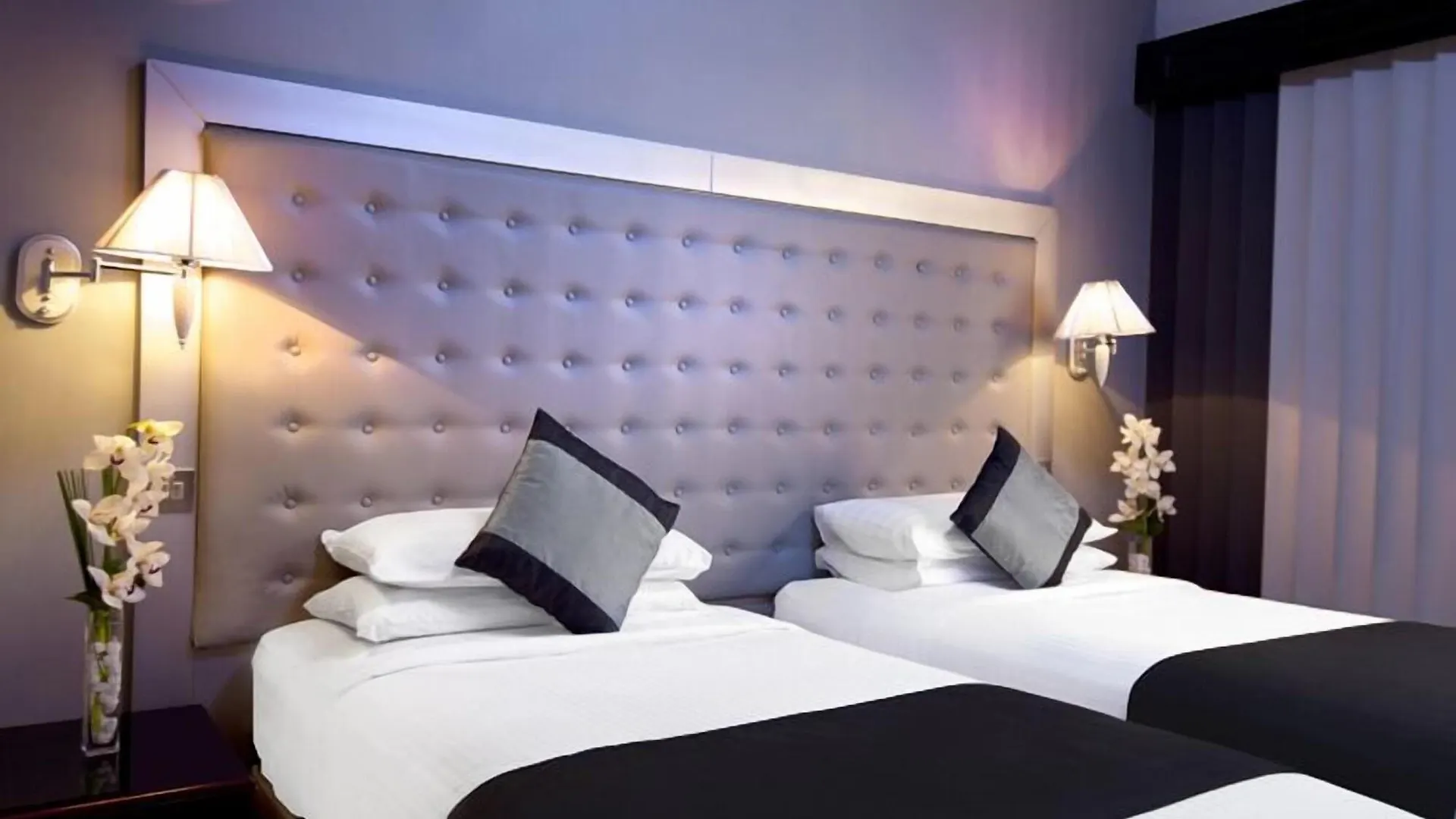 ***  דובאי Broadway Hotel איחוד האמירויות הערביות