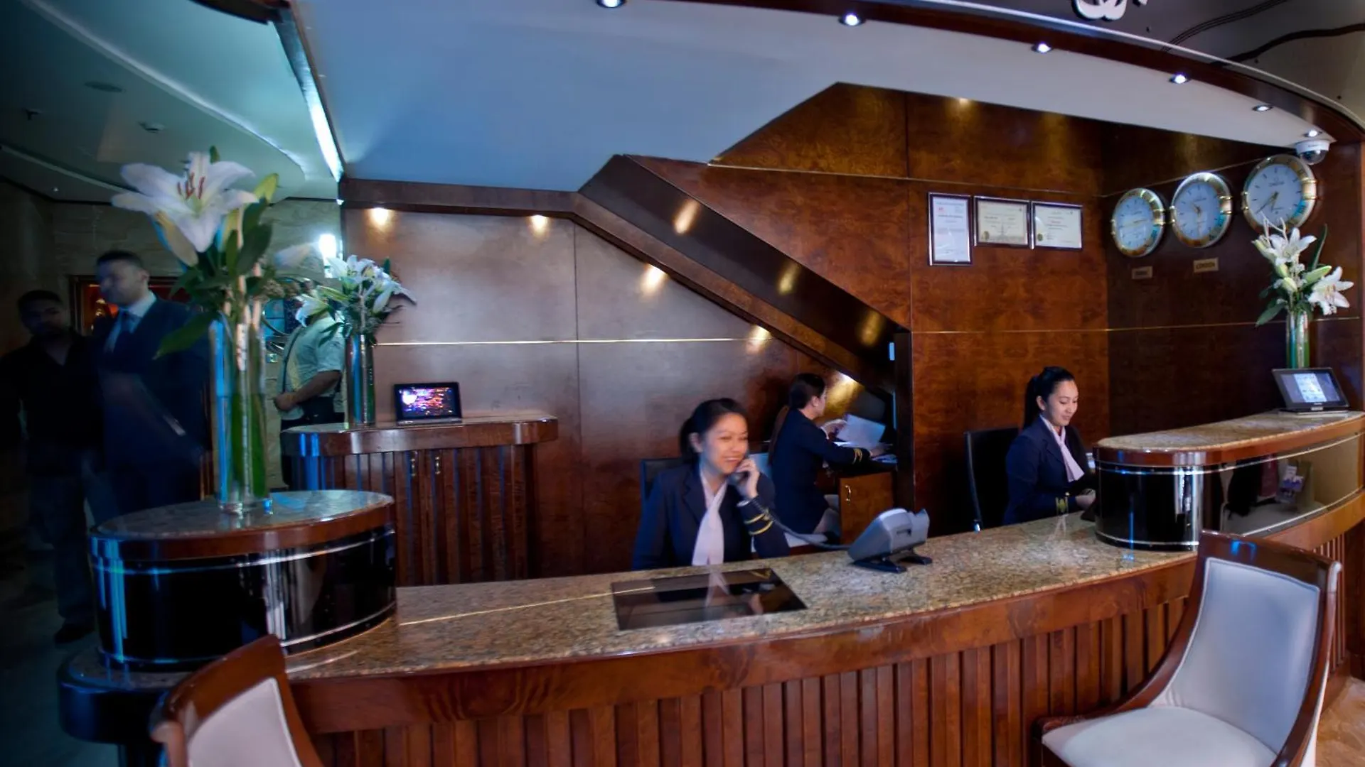 דובאי Broadway Hotel